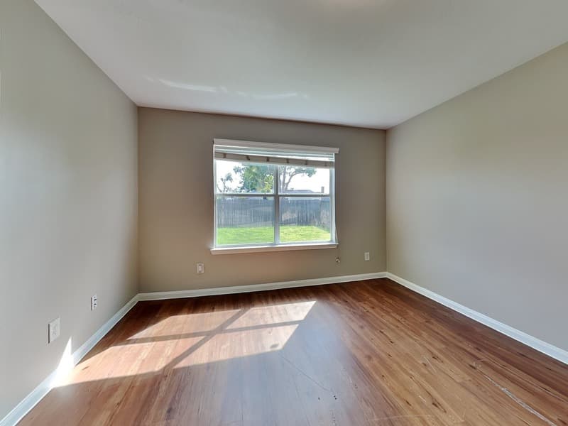 Houston House: 22366 Queenbury Hills Dr
