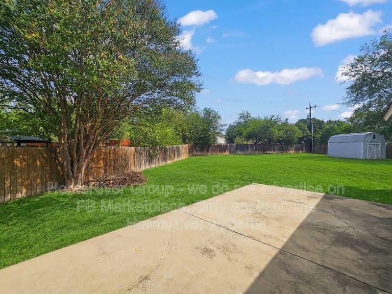 San Antonio House: 12160 Stoney Brg