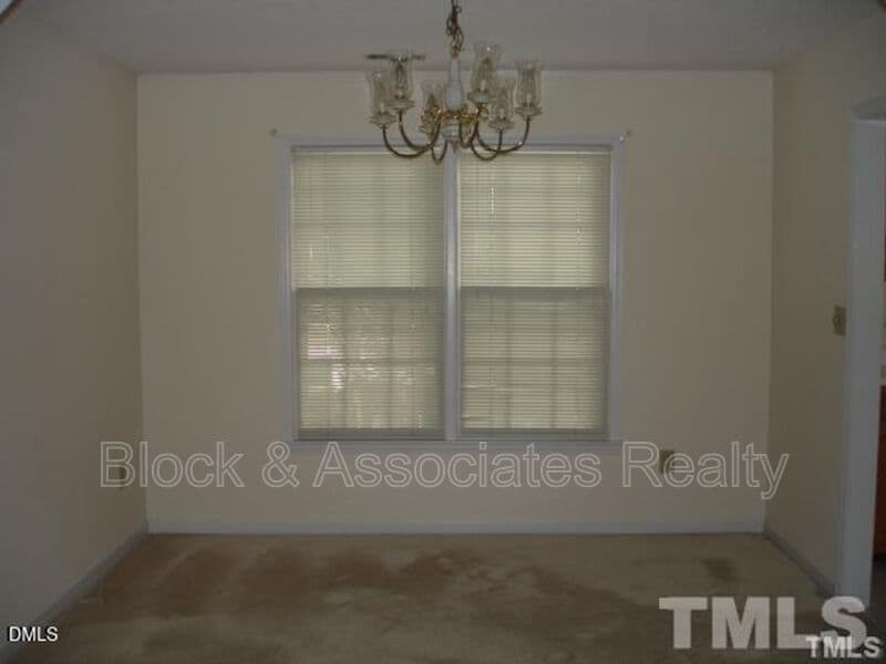 Cary House: 311 Wax Myrtle Ct.