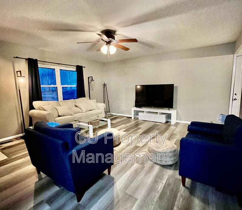 Champaign House: 618 Dogwood Drive