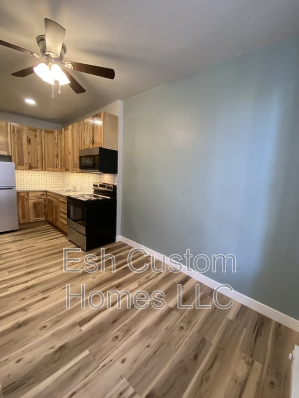 Lancaster Condo: 508 South Prince Street-Front - 1