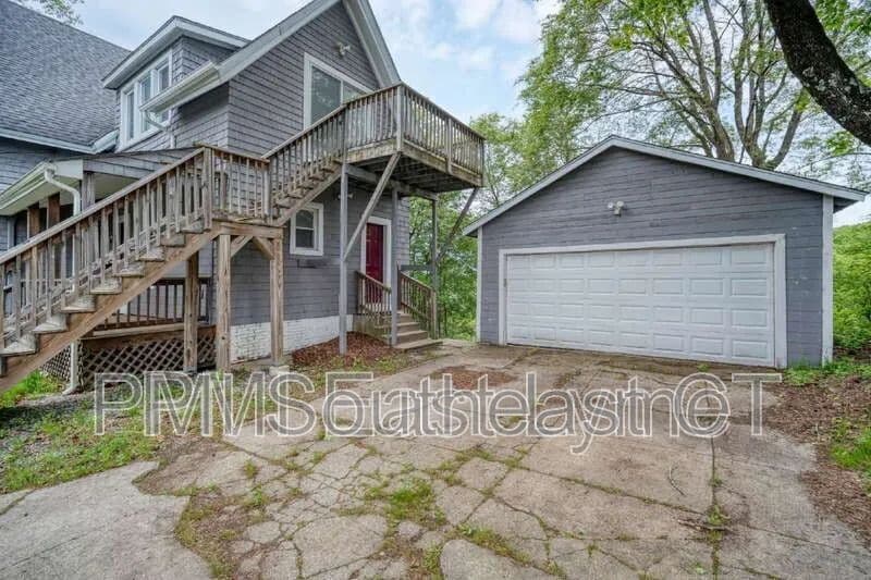 Norwich Condo: 44 Summer St