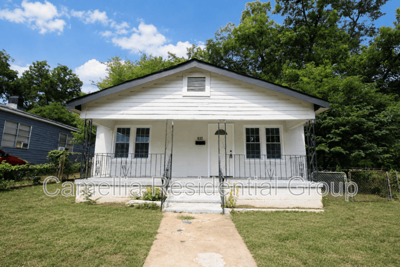 Birmingham House: 932 Court T