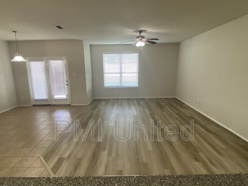 Aubrey House: 9145 Blackstone Dr