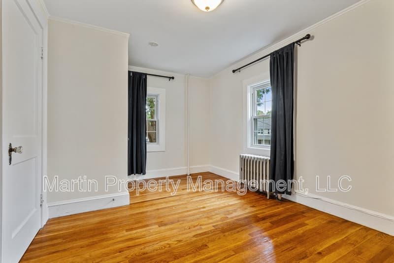 Lexington House: 14 Gleason Road