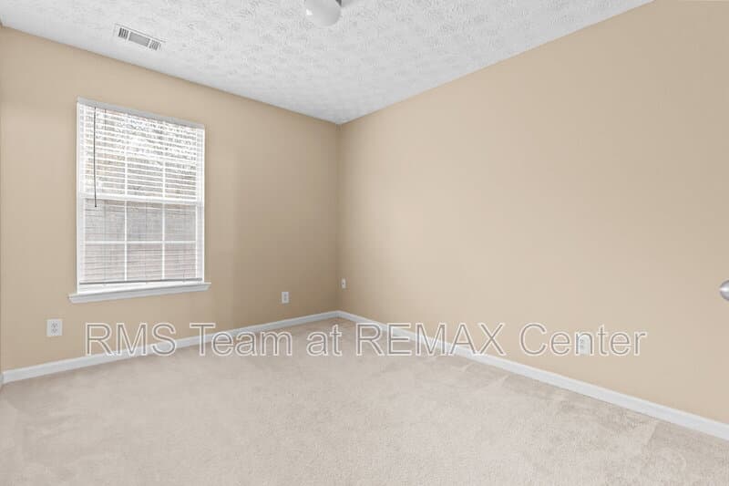 Flowery Branch Townhome: 4932 Vireo Dr