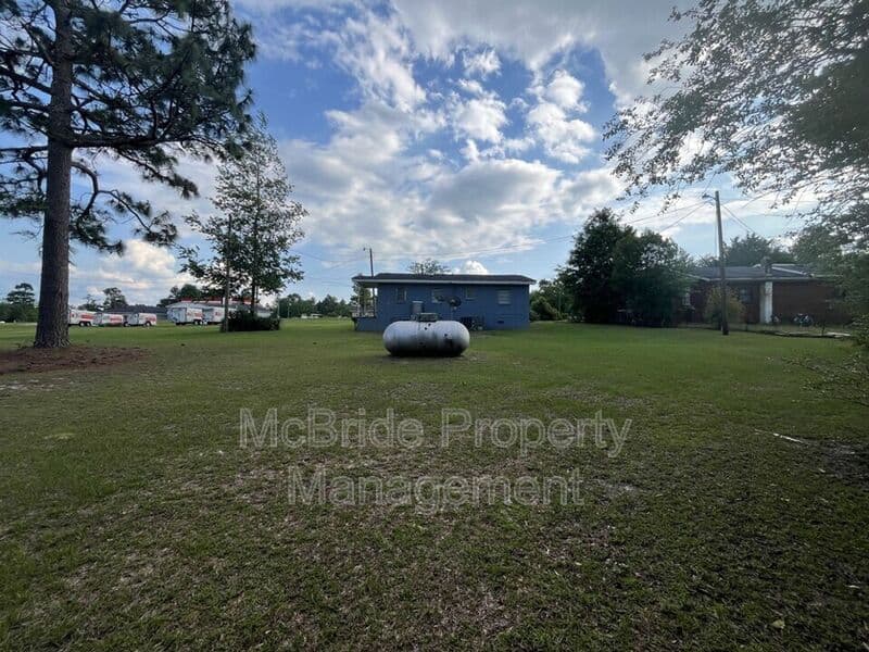 Aiken House: 1077 Williston Road