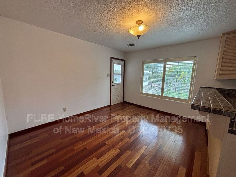 Flora Vista House: 7501 Old Aztec Hwy