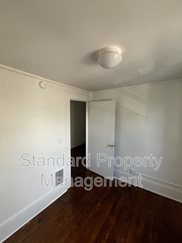 Rochester Condo: 294 Carter St (Apt 2)