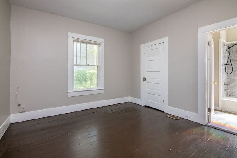 Birmingham House: 4029 44th Avenue North