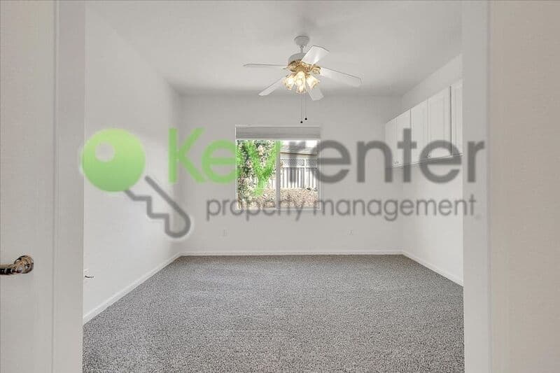 Lincoln House: 2532 Woodacre Lane