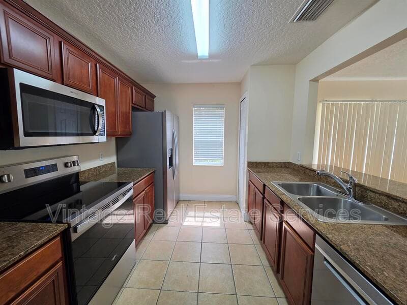 Valrico House: 3429 Dragon View Ct