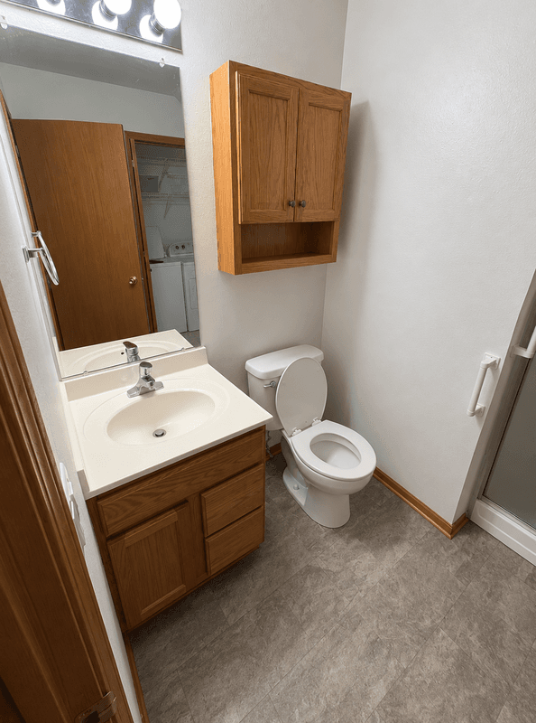 Ames House: 3307 Polaris Drive
