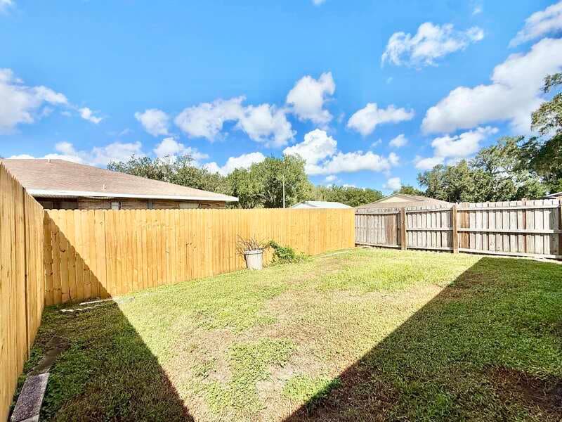 Brandon Condo: 3202 Bloomingdale Villas Court -3202