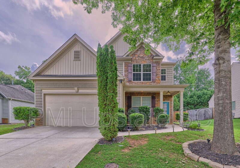 Simpsonville House: 218 Marefair Ln
