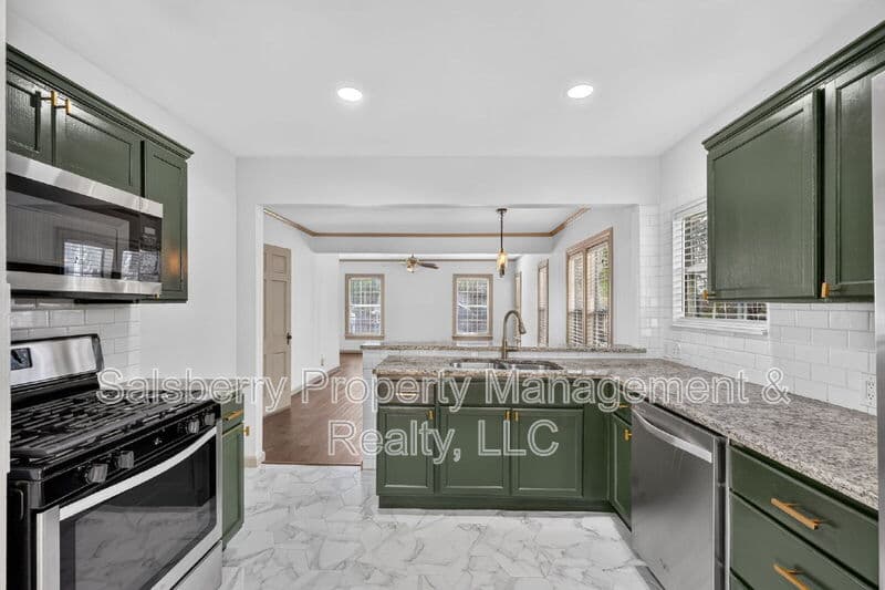 Fort Worth House: 3824 Collinwood Avenue