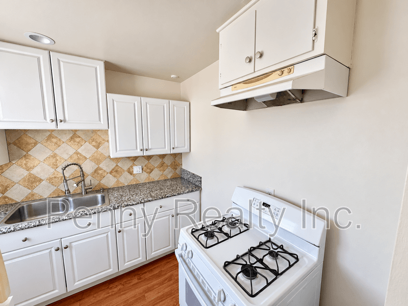 San Diego Condo: 4578-82.5 34th St.