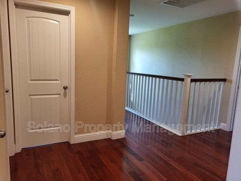 Fairfield House: 3891 Danbury Way