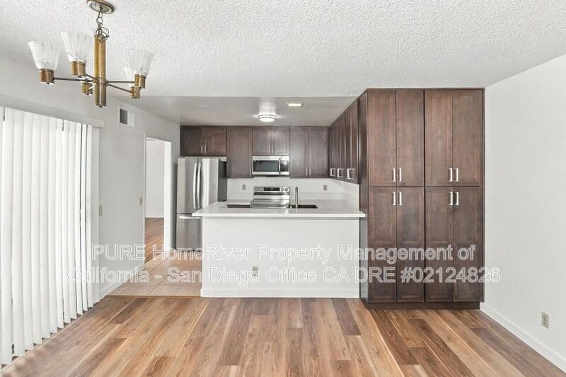 San Diego House: 10688 Caminito Duro