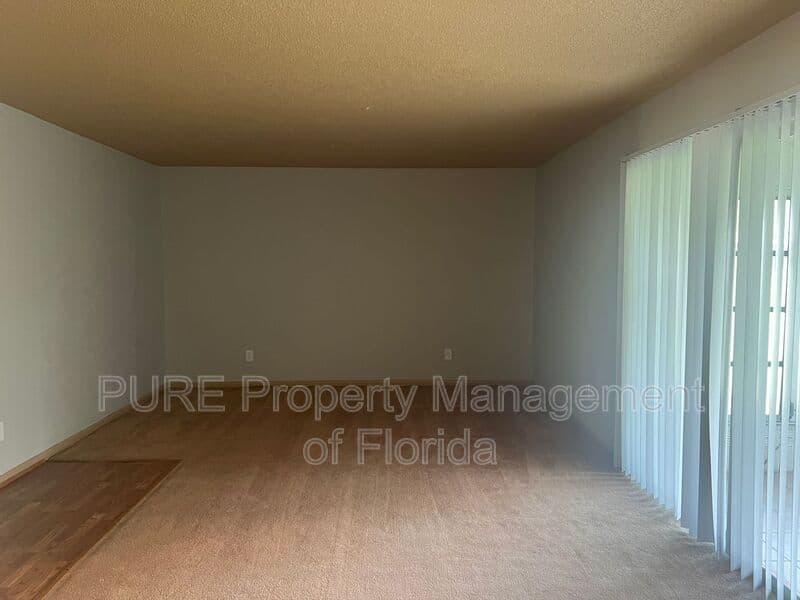 Ocala House: 549 Fairways Drive