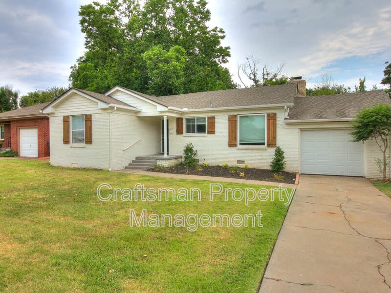 The Village House: 1414 Oxford Way