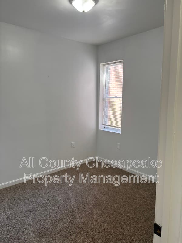 Baltimore Townhome: 2023 W Lanvale