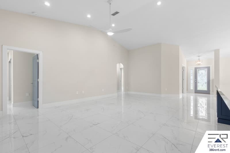 Palm Coast House: 11 Kaslo Ct