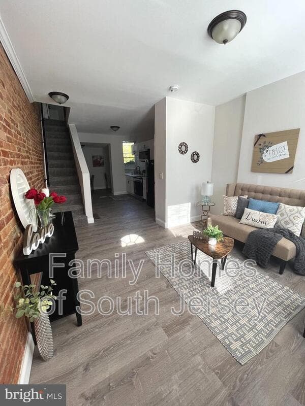 Philadelphia House: 3205 Latona St