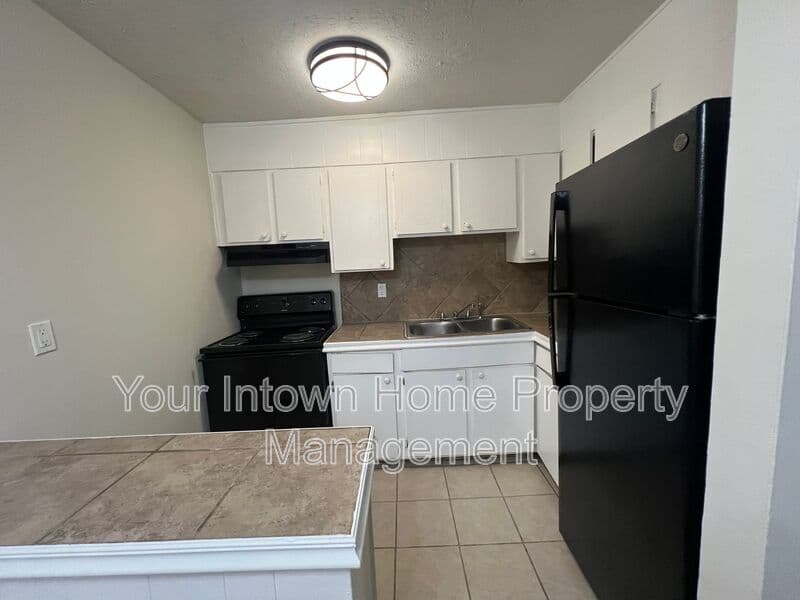 Decatur Condo: 2711 Fairlee Drive