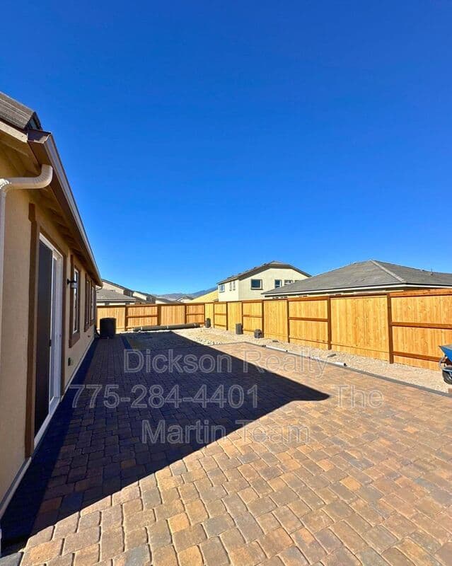 Reno House: 7897 Willow Thicket Drive