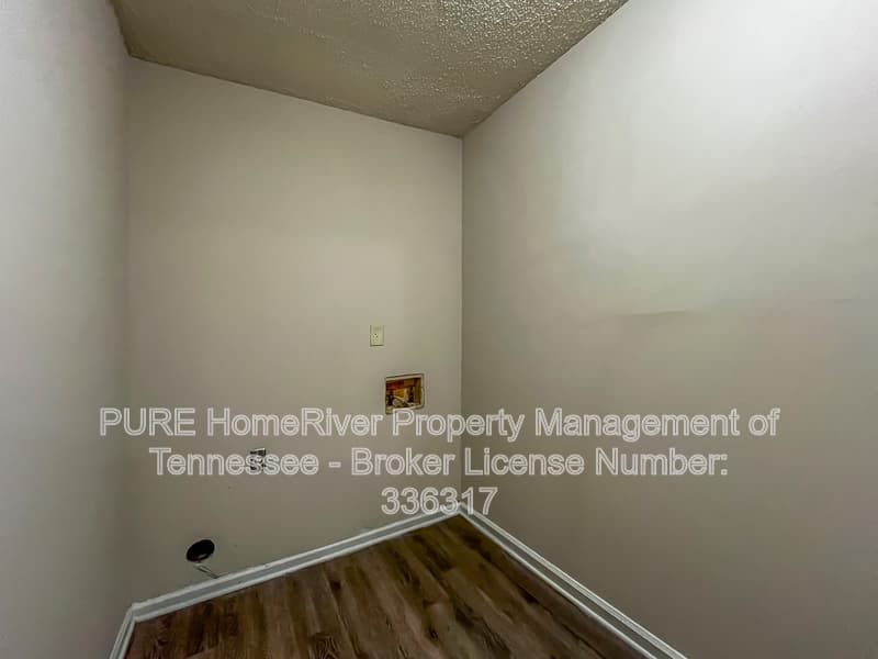 Memphis House: 5354 Clinchport Cir