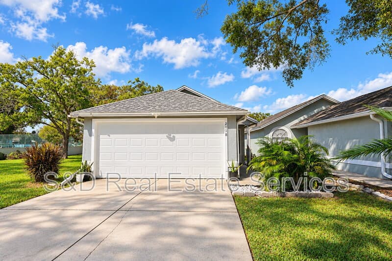 Lakeland House: 2118 Sandy Hook