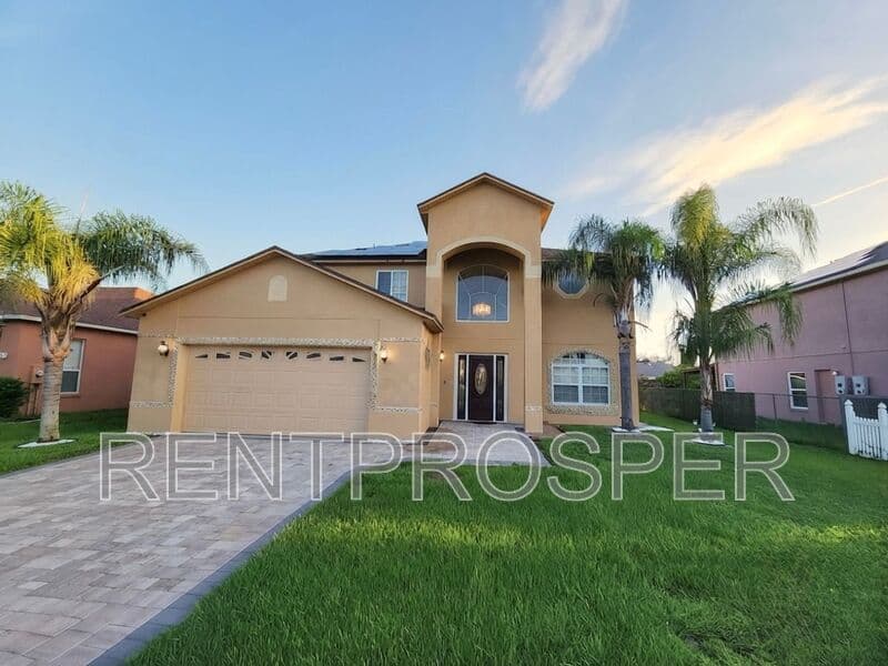 Kissimmee House: 677 Elbridge Dr