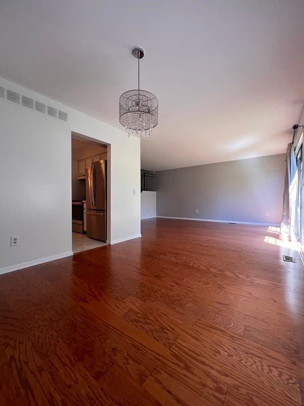 Southfield House: 26716 Summerdale - 1