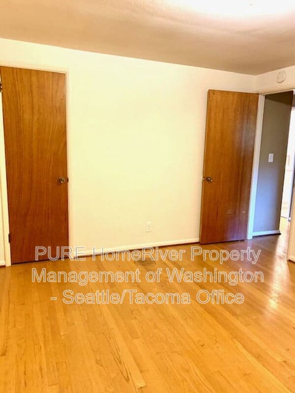 Seattle Condo: 2253 E Roanoke St