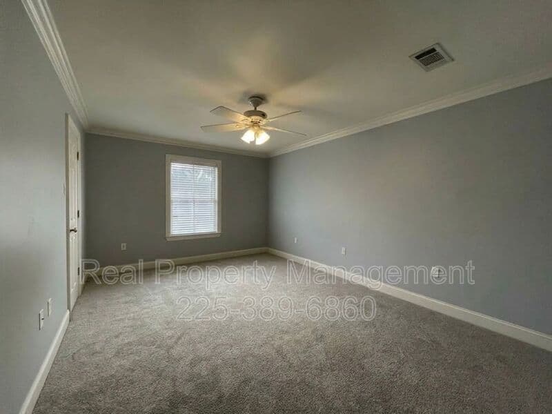 Walker Townhome: 13080 Burgess Ave.