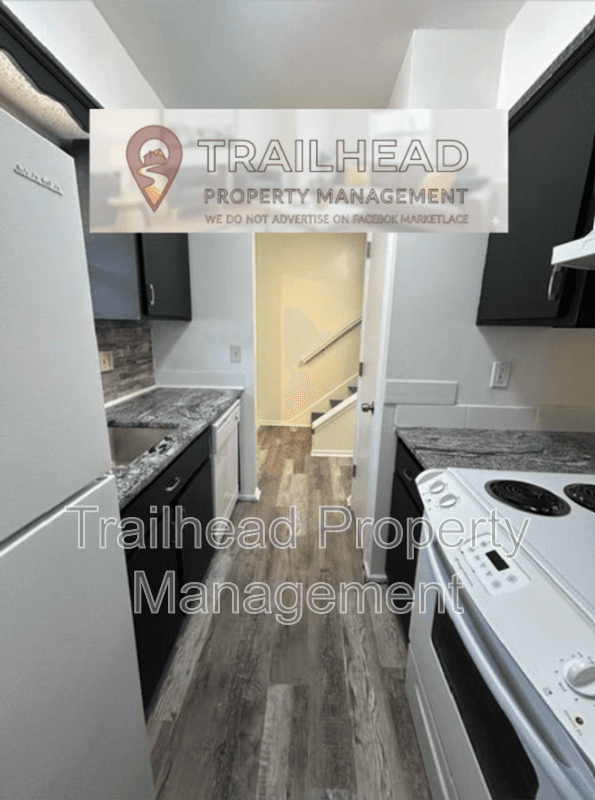 Kansas City Townhome: 3129 Eaton St