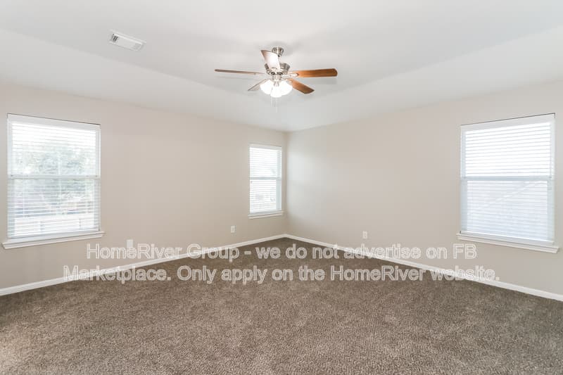 Fresno House: 2131 Chelsea Vale Dr