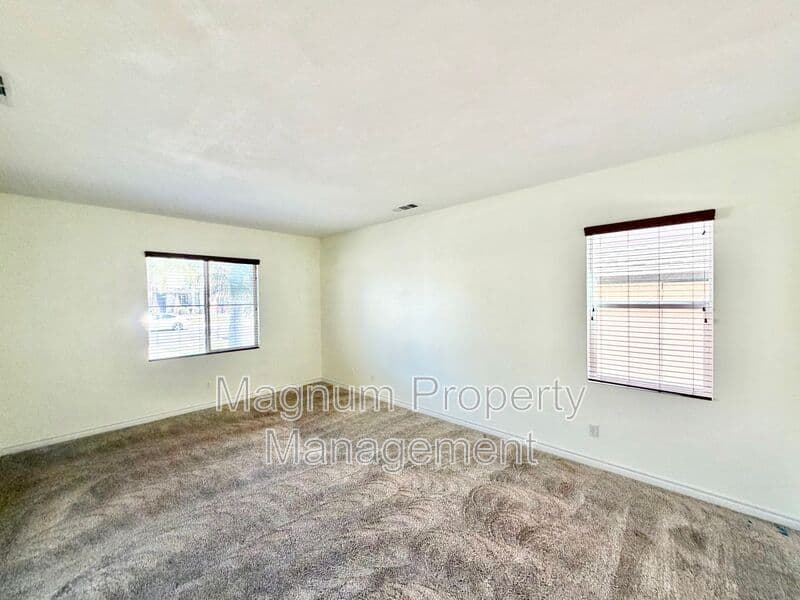 Menifee House: 33602 Magnetite St.