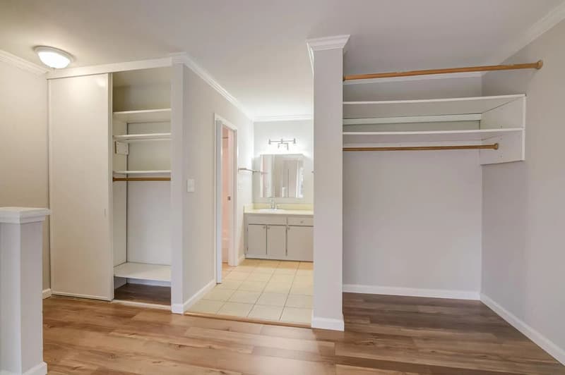 Daly City Condo: 355 Half Moon Ln