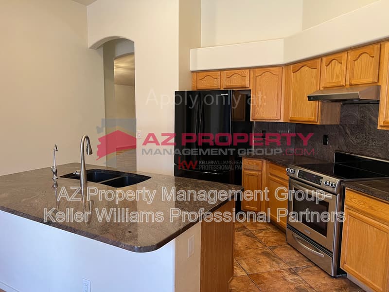 Tempe House: 689 W Minton Dr