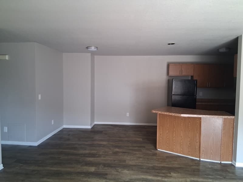 Oshkosh Condo: 835 Wisconsin Street - 2B