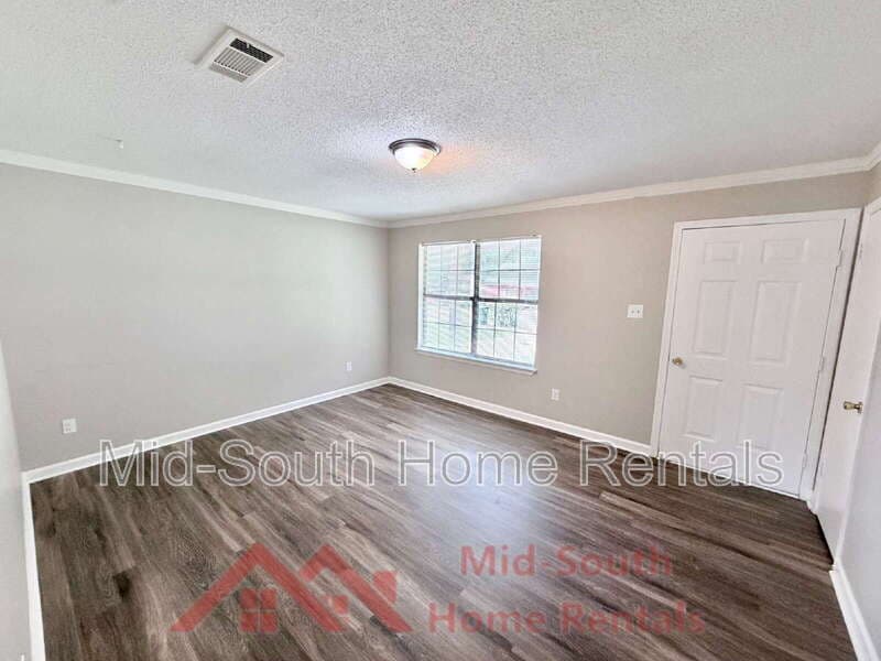 Memphis House: 2587 Wellons Ave