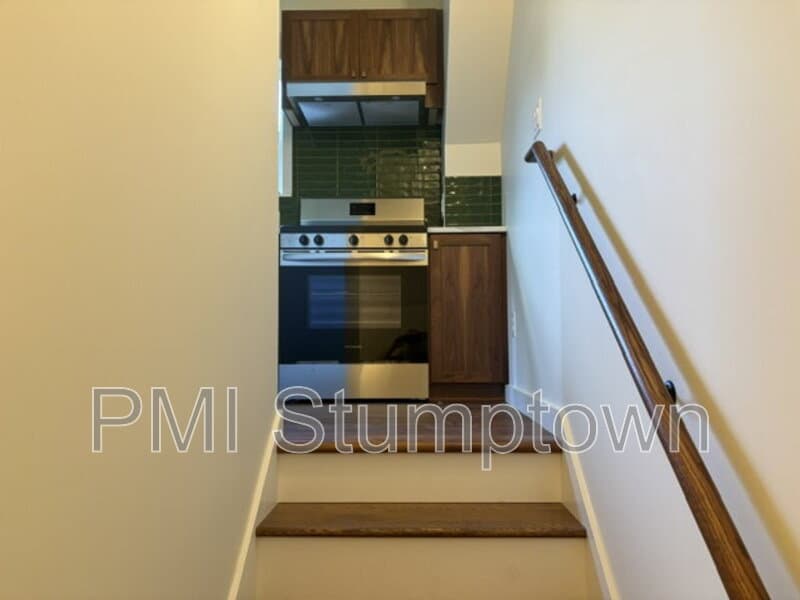 Portland Condo: 3538 NE 65th Ave