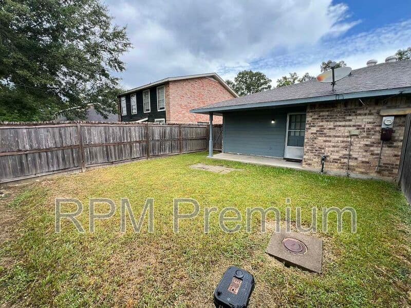Zachary House: 1114 Willow Creek Dr.