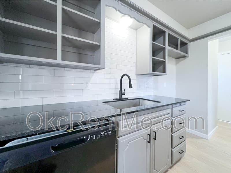 Oklahoma City House: 1428 SW 62nd St