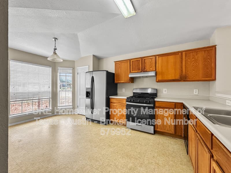 Austin House: 9806 Copper Creek Dr