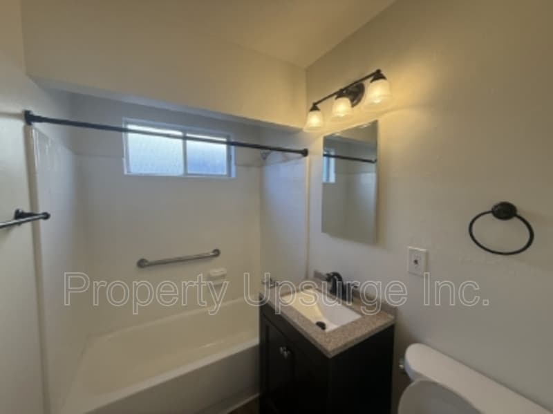 Oroville Apartment: 1558 Bridge St