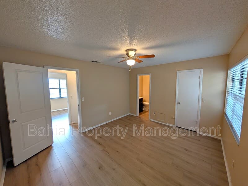 Tampa Townhome: 3441 Oak Trail Ct