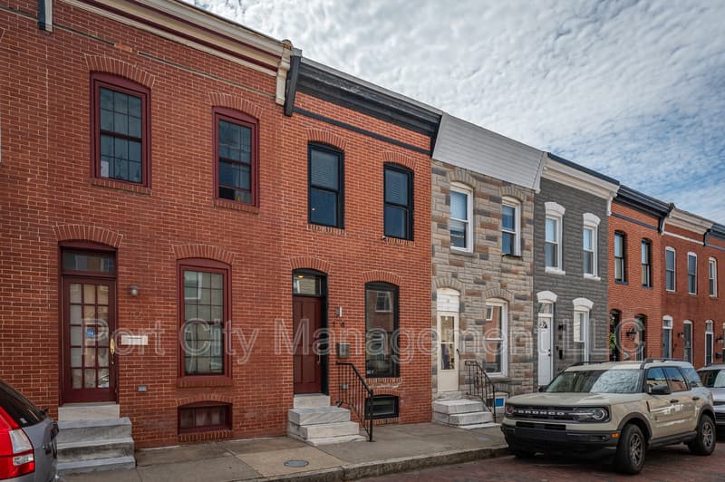 Baltimore Condo: 14 North Streeper Street